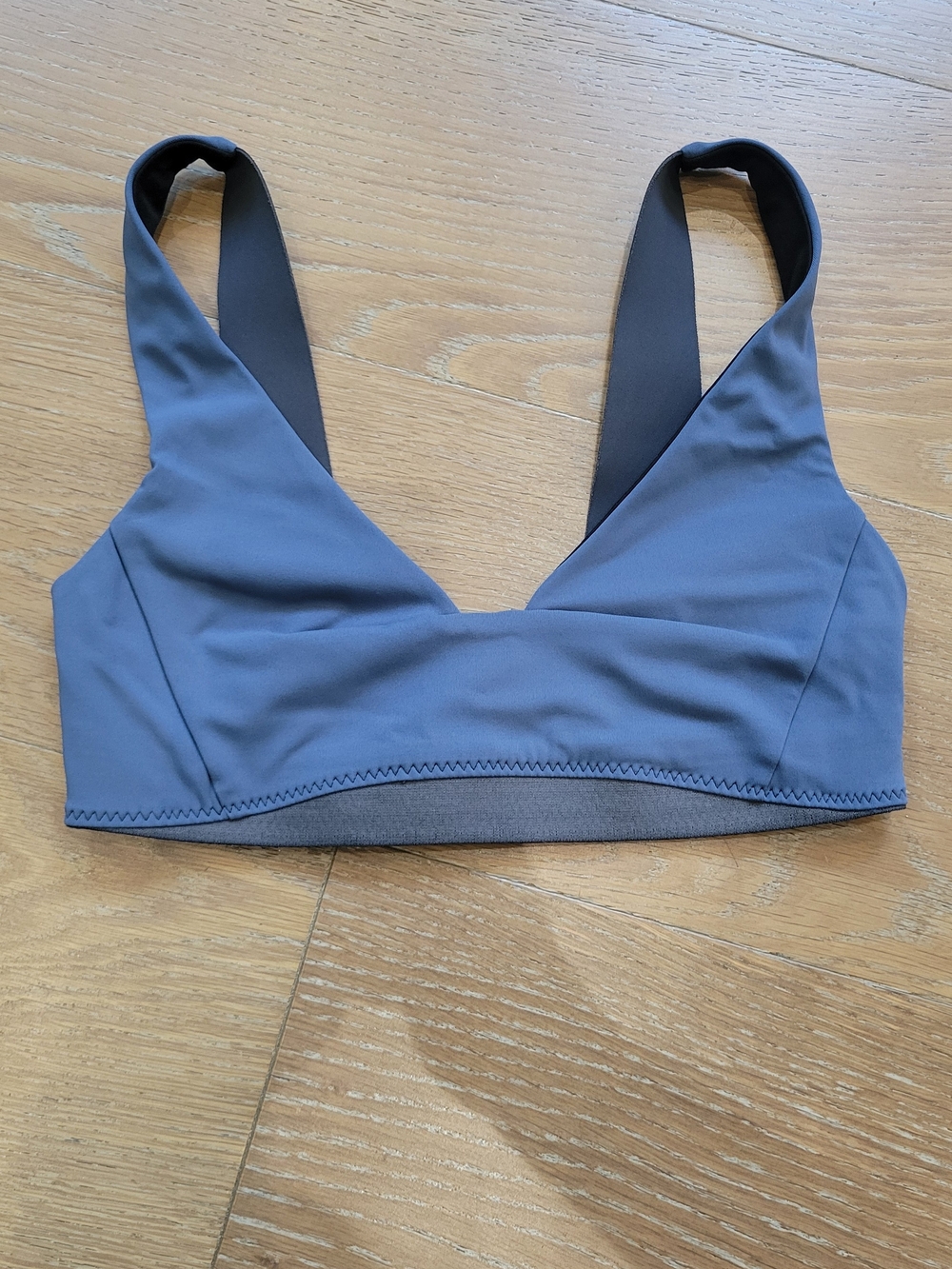 lululemon athletica Soft Support Sports Bra - Slate Gray